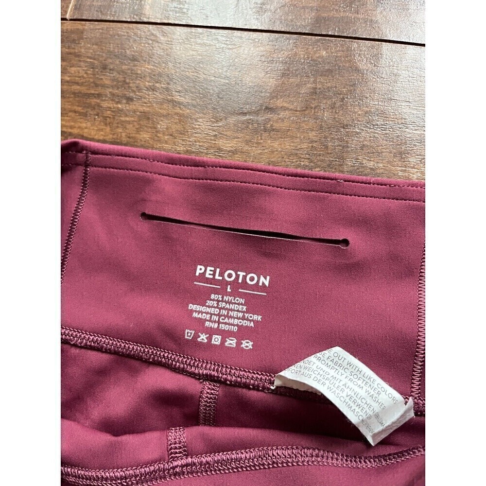 Peloton Womens CrossFit Work Out Biker Shorts Stretch Size Large - Picture 3 of 7